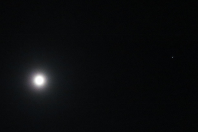 月と木星IMG_3136 (640x427)