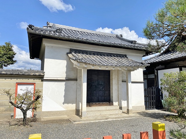 建勲神社(京都)　祭器庫