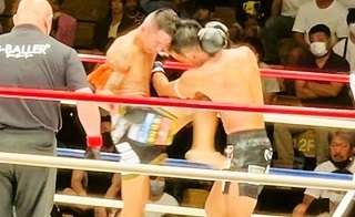 KNOCK-OUT-05.jpg